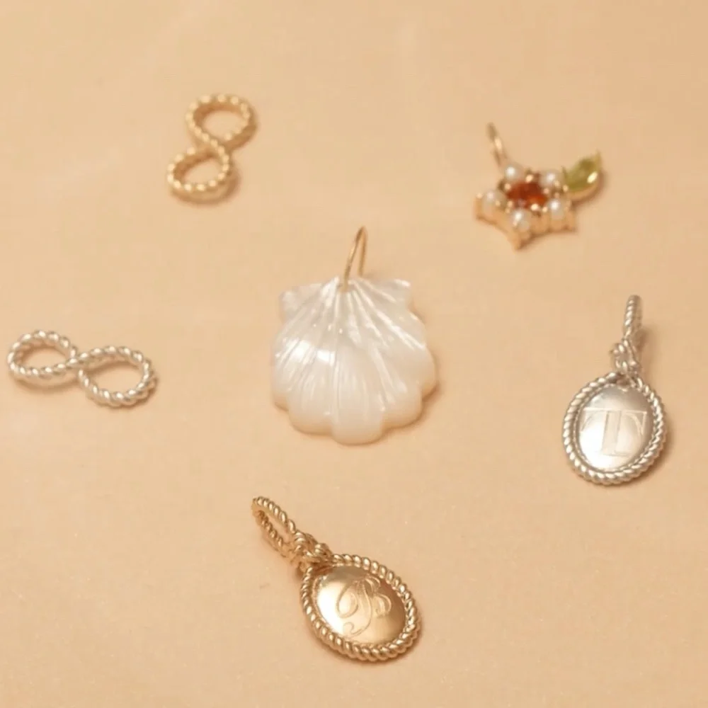 Catbird Summer-Forever Shell Charm- The Summer I Turned Pretty - Picture 4 of 17
